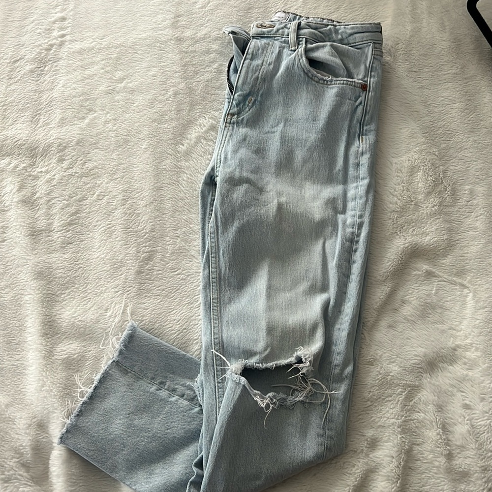 Zara Light Wash Straight Leg High Wasted Jeans